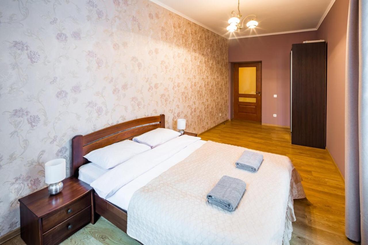 Apartmán Romari Лесі Українки Lvov Exteriér fotografie
