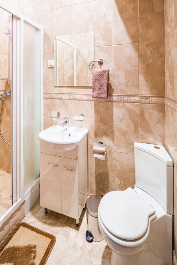 Apartmán Romari Лесі Українки Lvov Exteriér fotografie