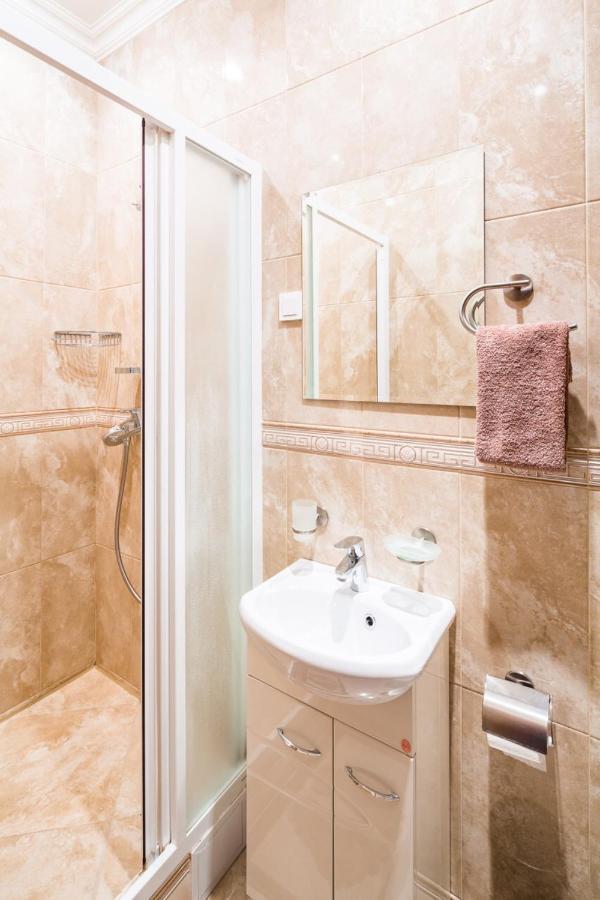 Apartmán Romari Лесі Українки Lvov Exteriér fotografie