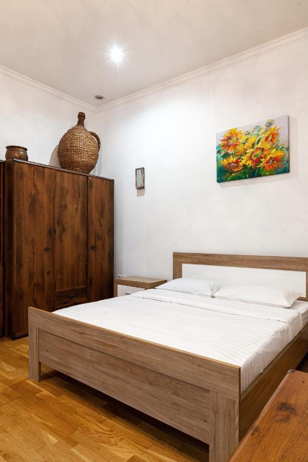 Apartmán Romari Лесі Українки Lvov Exteriér fotografie